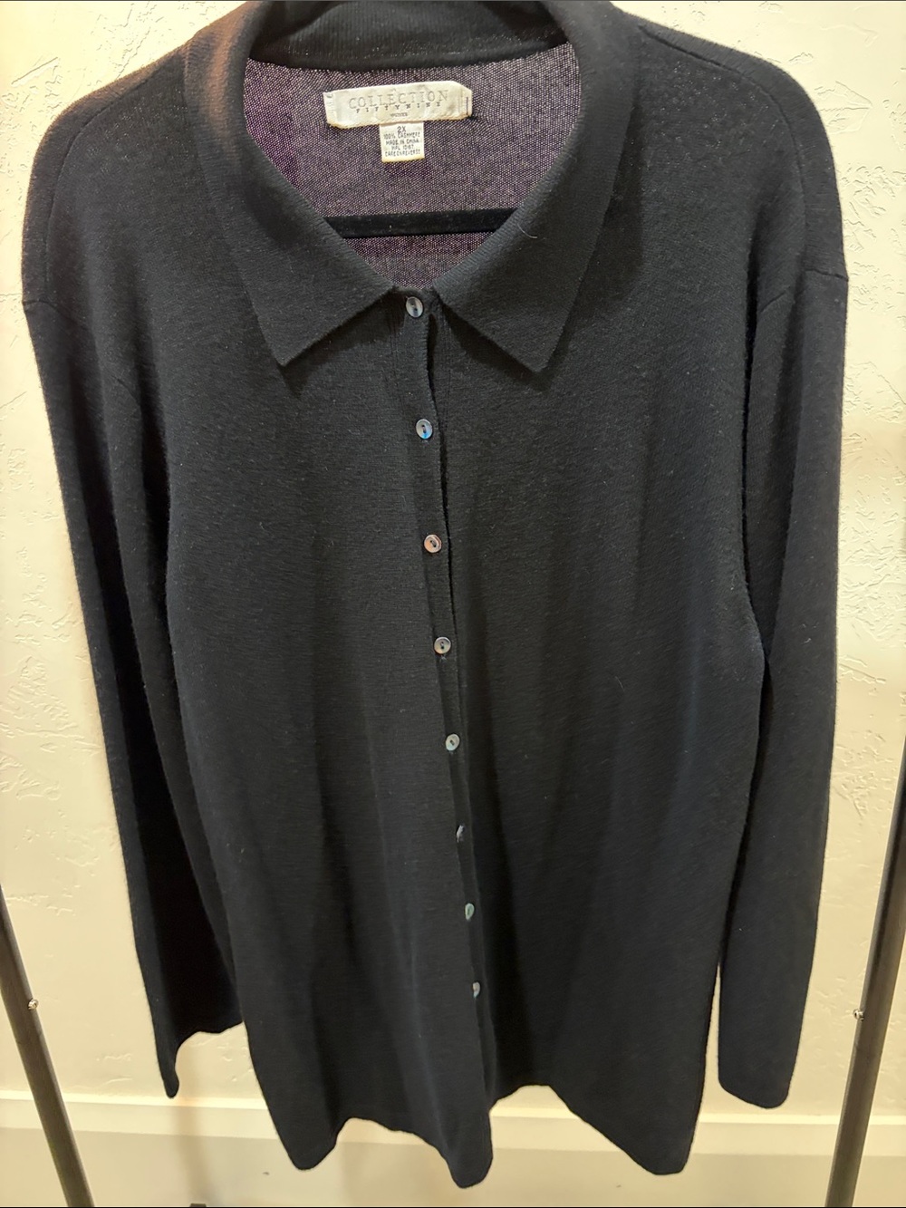 Collection 59 Black Cashmere Cardigan
2X
